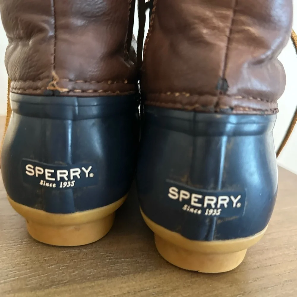 Sperry Saltwater Boot— Girls 5